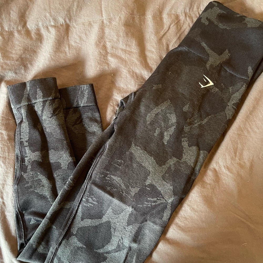 Gymshark Black/Grey Camo Print Leggings